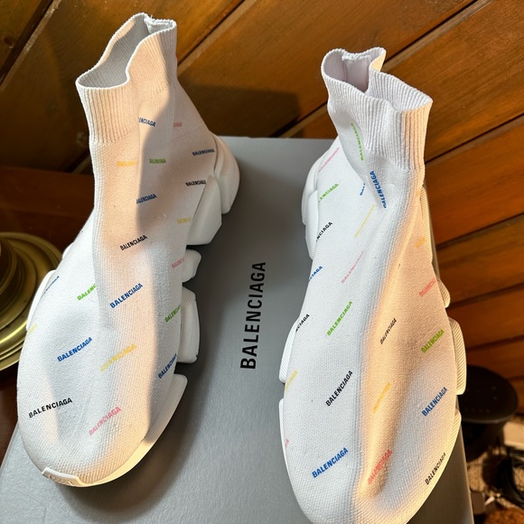 Brand NEW 41E— Balenciaga white/multicolor purchased at Saks Fifth Avenue US10. - Picture 2 of 6